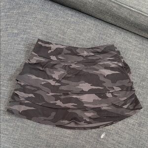 Athleta Girl Black and Gray Camouflage Mini Skirt